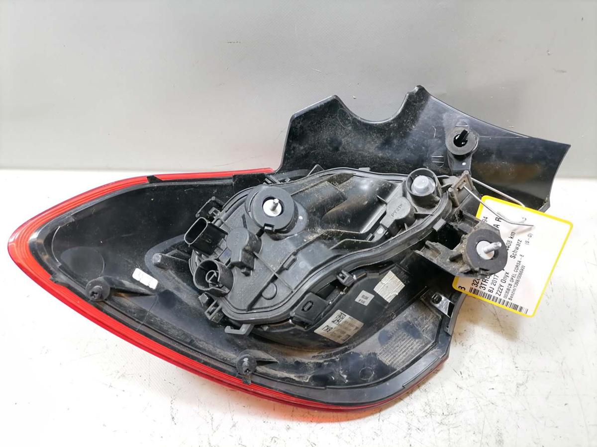 Opel Corsa E original Rücklicht Rückleuchte Schlussleuchte rechts außen 5-Türer Bj.2017